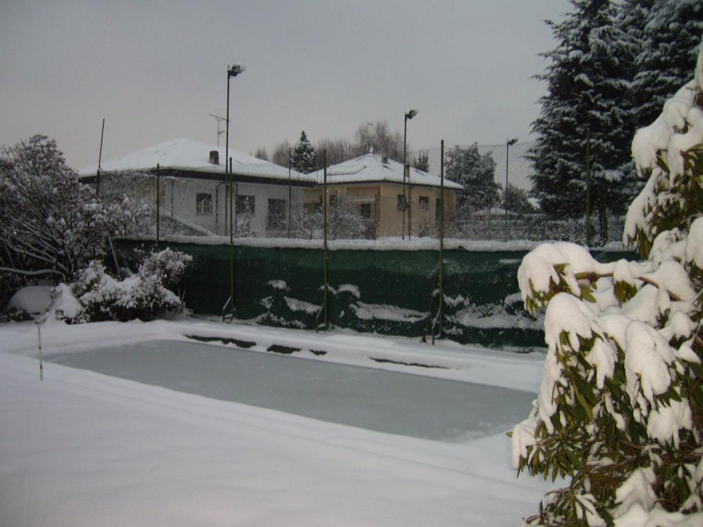 Hotel La Collinetta Sesto Calende Cameră foto